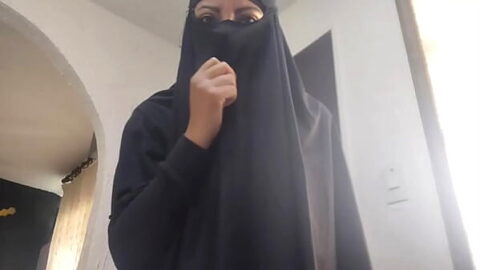 Niqab Step Mom Gushes During Webcam Session